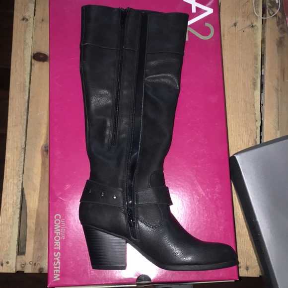 Small - Picture 2 of 5